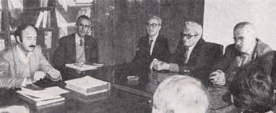  Ședința festivă a CNMASI din 8 noiembrie 1990 în cadrul căreia domnului Șerban Cantacuzino i-a fost conferit titlul de membru de onoare. În imagine, de la dreapta la stânga:  Radu Popa, Grigore Ionescu, Aurelian Trișcu, Şerban Cantacuzino, Sergiu Iosipescu. Sursa:  numărul 1/1991 al BCMI, p. 47,  